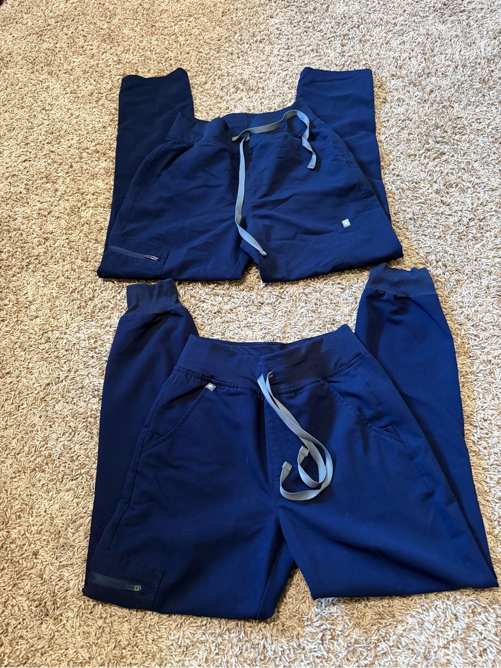 Figs Navy Blue Scrub Pants women’s size XS/P set of 2